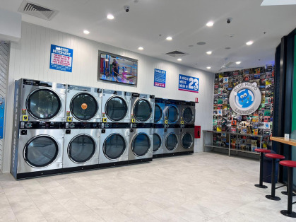 Blue-Hippo-Laundry-Blackburn-North-coin-washers