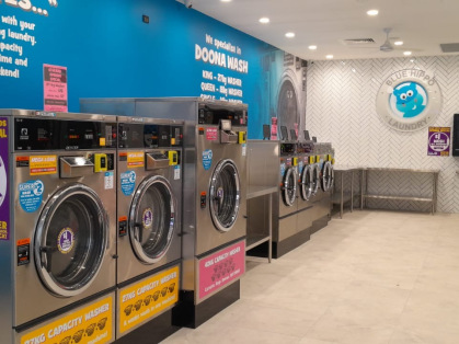 Craigieburn-Hume-Hwy-Laundromat-Blue-Hippo-Laundry-Inside