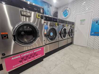 Laundromat-Truganina-Woods-Rd-Washers